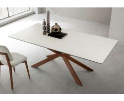 Tavolo Mikado 180x100 cm con gambe corten e piano bianco